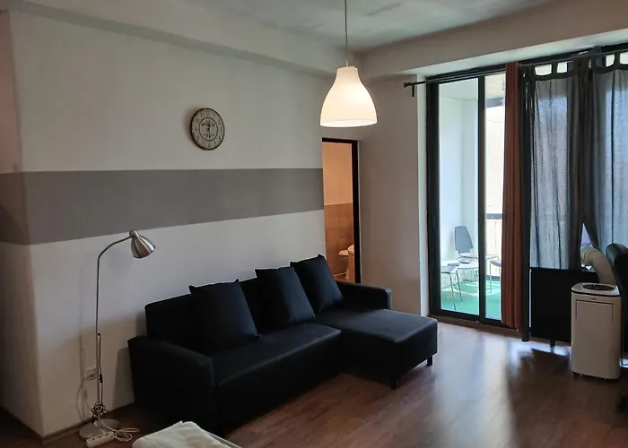 27 Shades Of Apartament *